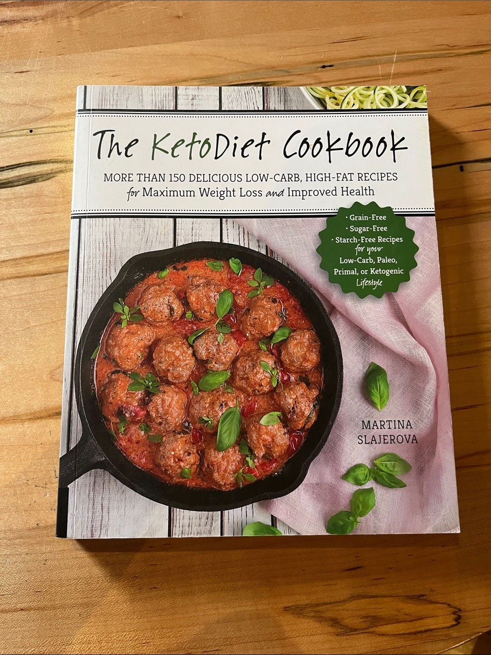 NEW KetoDiet Cookbook: 150+ Delicious Low-Carb Recipes for Max weight loss